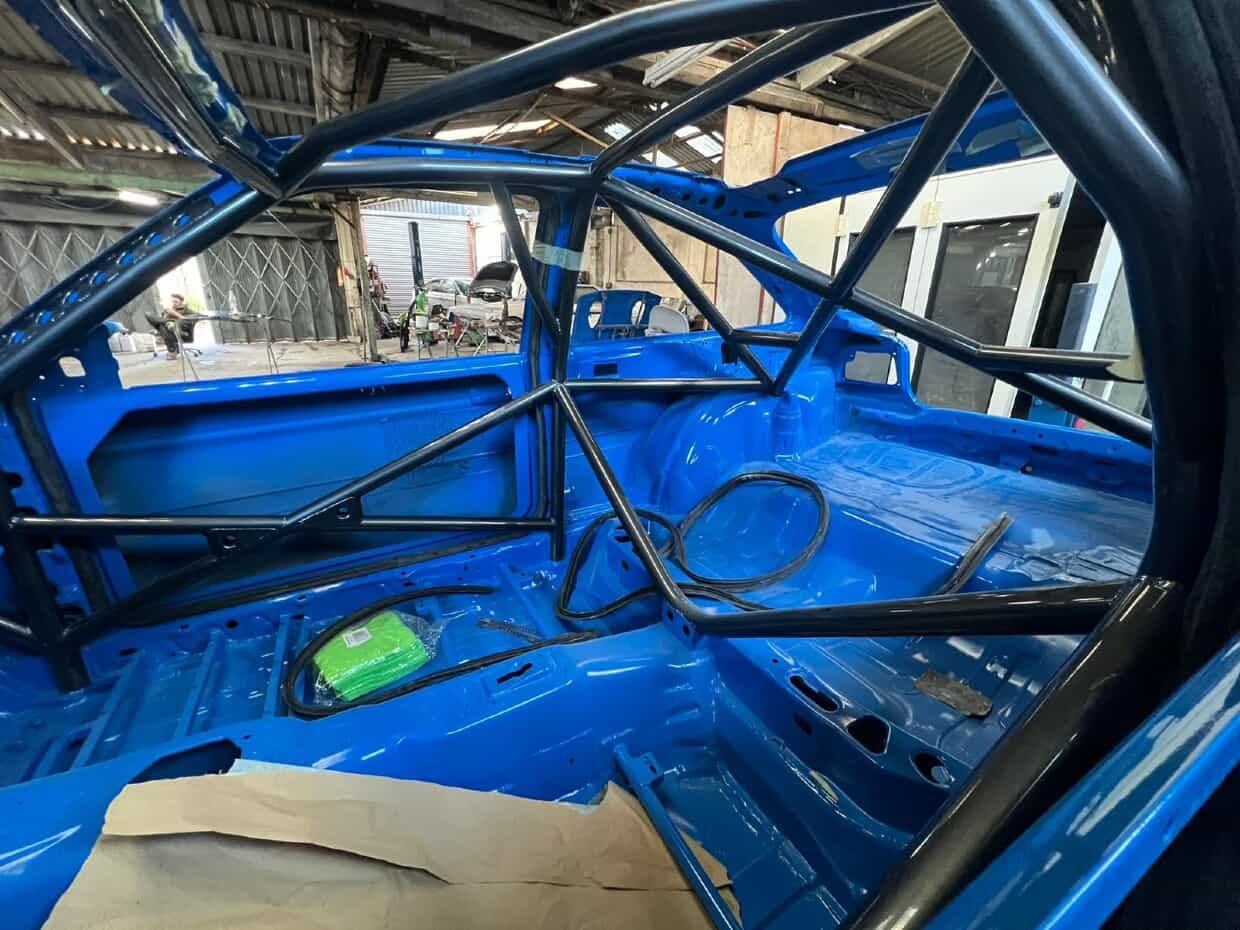 painted roll cage