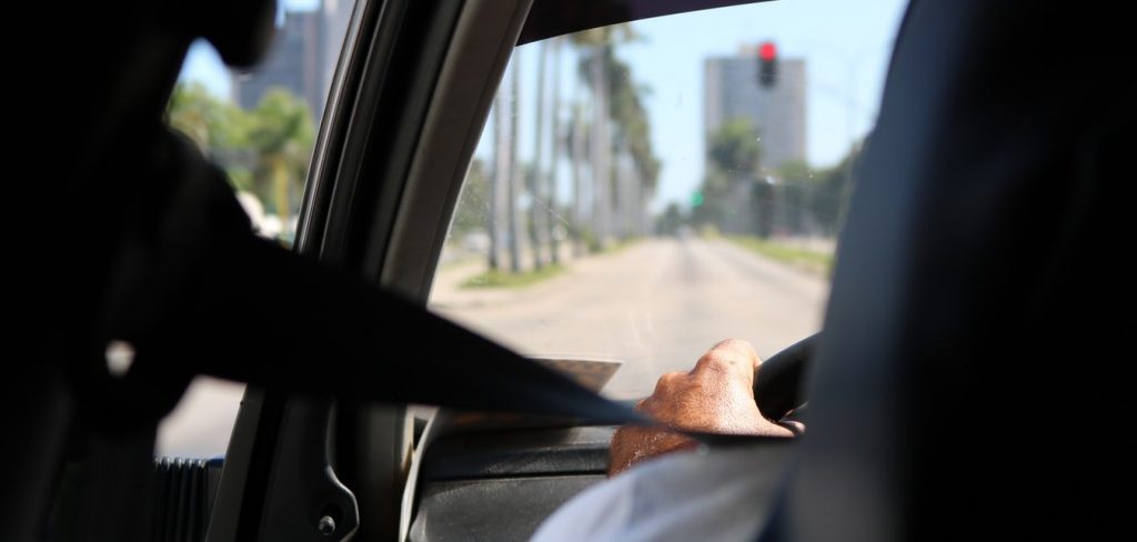 seat-belt-law-classic-car